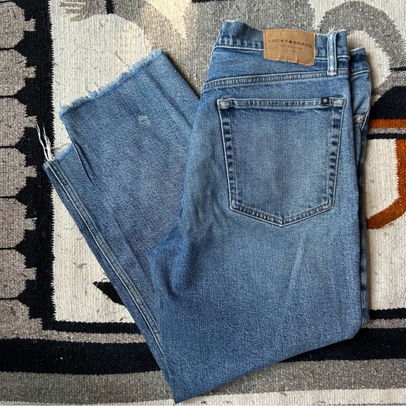 Lucky Brand Cropped Raw hem Jeans - Picture 3 of 4